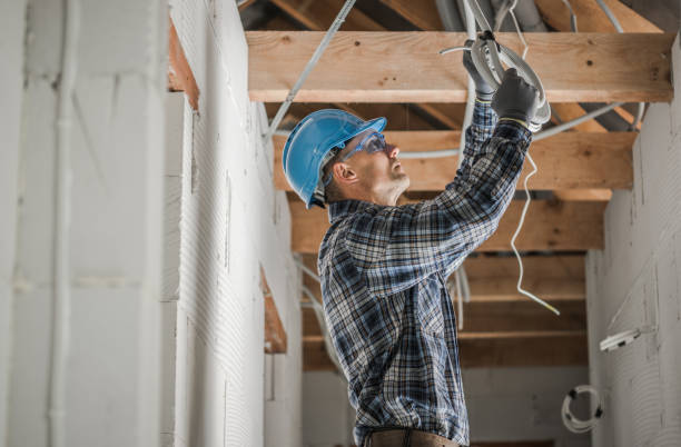 Best Affordable Emergency Electrician  in Middleport, NY